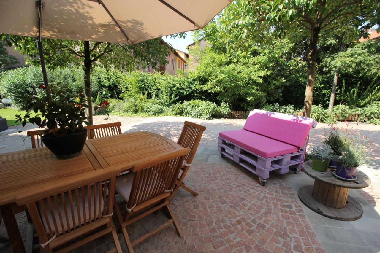 Bed and Breakfast Hayloft Корнаредо Экстерьер фото